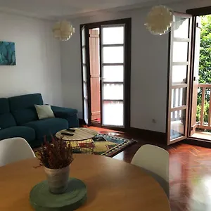 https://amuitz-casco-historico-fuenterrabia.sansebastianhotels.net